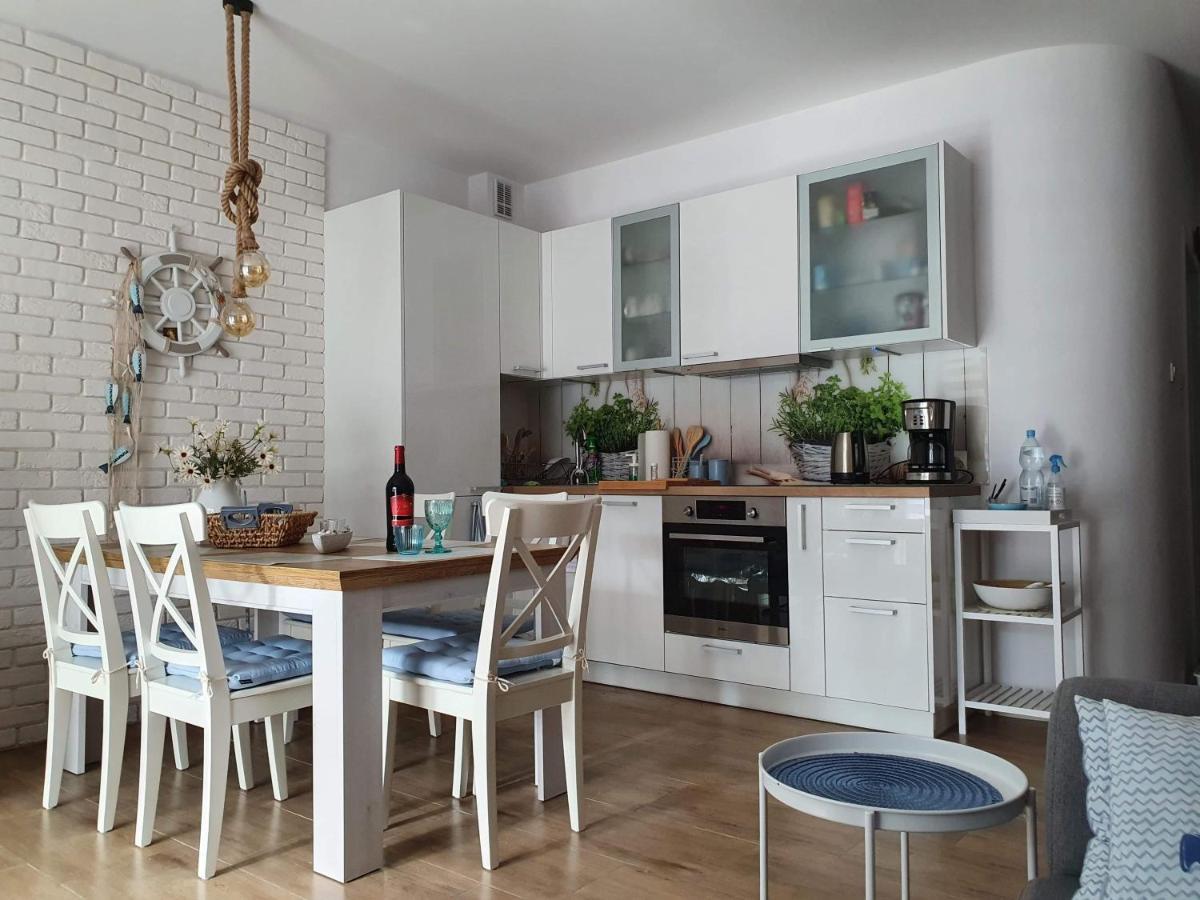 Apartament Bursztyn Pobierowo Ngoại thất bức ảnh